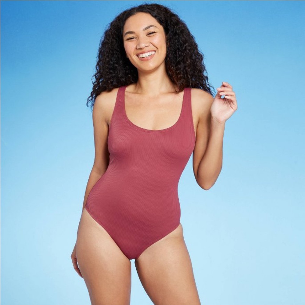 Simple textured one-piece